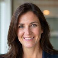 Portrait d'Émilie Dupont, fondatrice de Lumière Connexion
